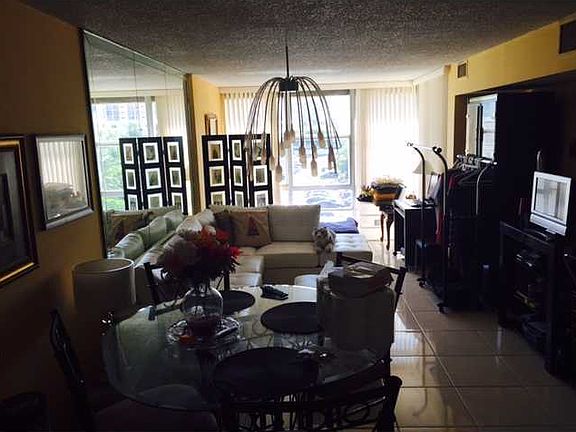 4th image of 200 172nd St APT 506