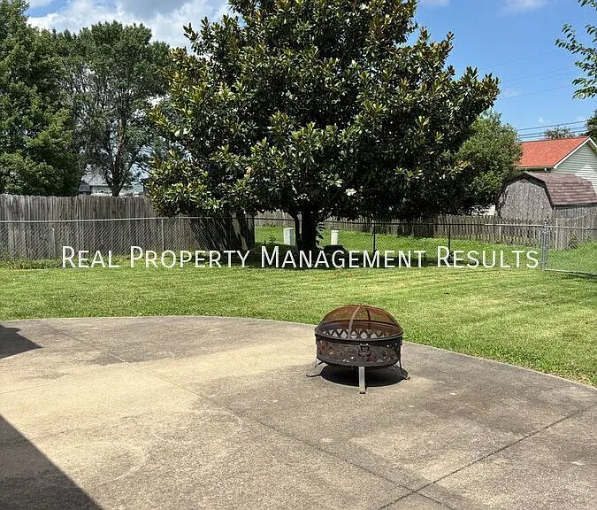 2841 Squire Ln — Photo 15