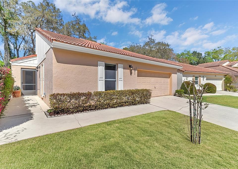 1st image of 1011 W Pebble Beach Cir
