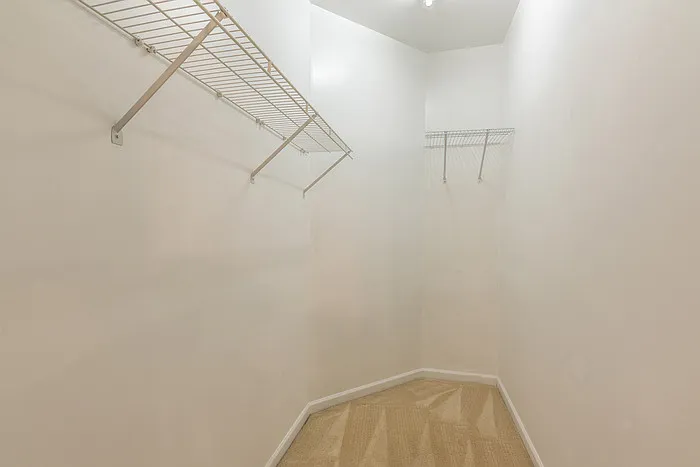 3601 Straussburg Woods Ln — Photo 24