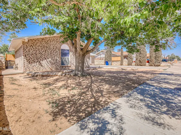 10913 Cardigan Dr, El Paso, TX 79936