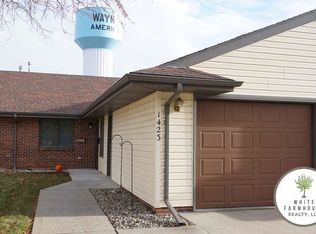 1423 Linden St, Wayne, NE 68787
