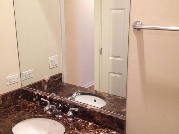 5th image of 1522 W Greenleaf Ave Unit 3E