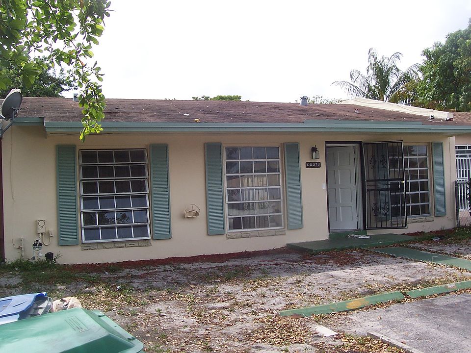 1st image of 19608 NW 29th Ave