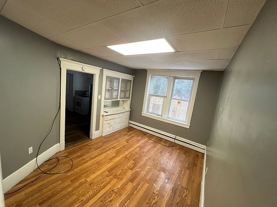 1st image of 443-445 Scott St #1R