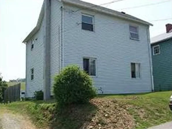 712 Everson St, Scottdale, PA 15683
