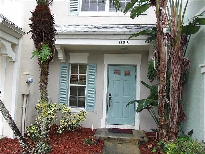 1st image of 11010 Middle Golf Ct