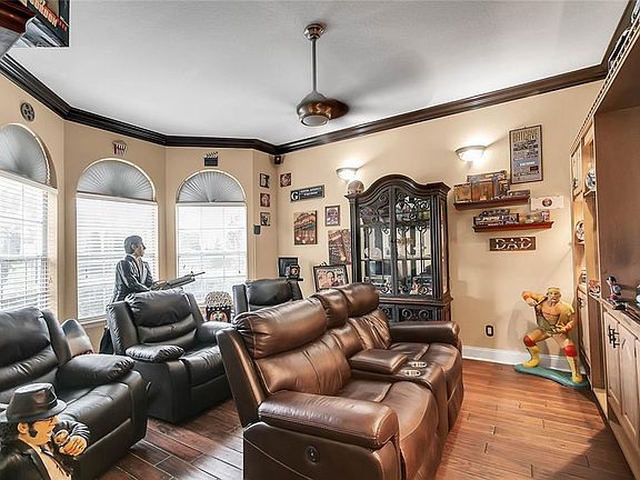 3rd image of 2966 Zaharias Dr