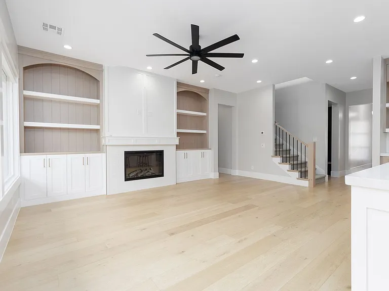 334 S Water Course Dr — Photo 13
