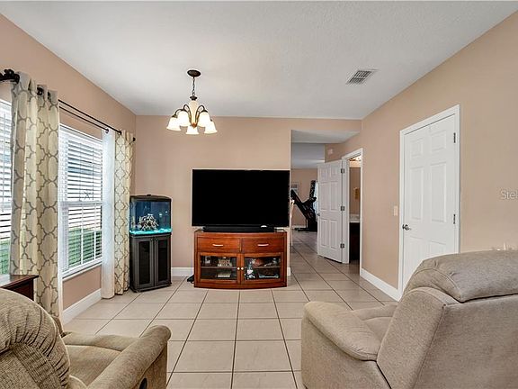 5th image of 9438 Royal Vista Ave