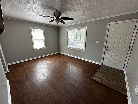 3rd image of 1510 S Wall Ave