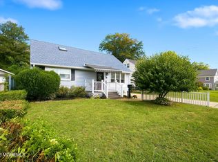 15 Washington Ave, Leonardo, NJ 07737