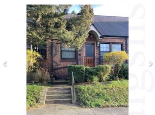 1717 N 48th St, Seattle, WA 98103