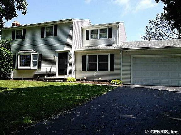 2nd image of 104 Underwood Ave