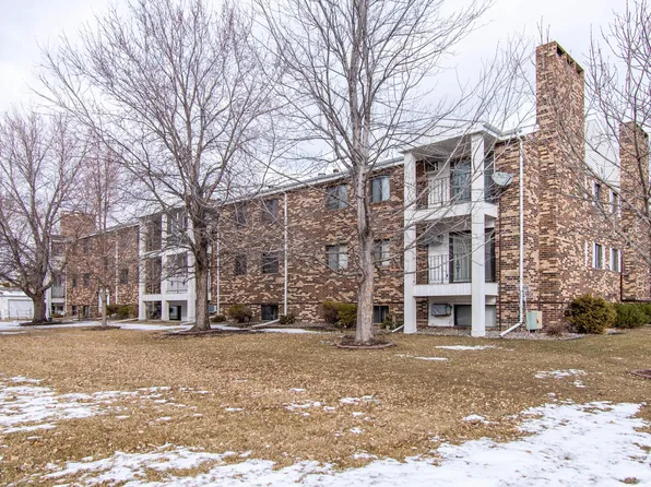 311 Prairiewood Cir S Unit 3, Fargo, ND 58103