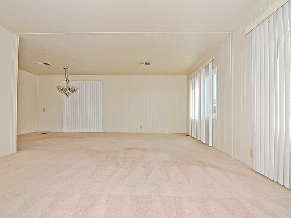 2nd image of 184 Walnut Dr