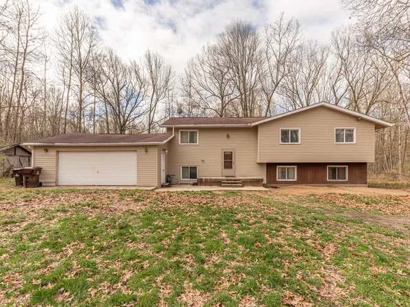 44403 Dunn Rd, Belleville, MI 48111