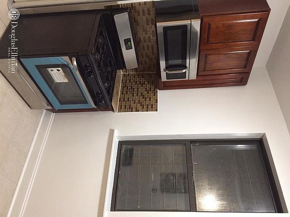 2nd image of 4836 47th St APT 1G