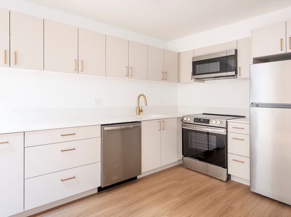 10 Glenville St #328