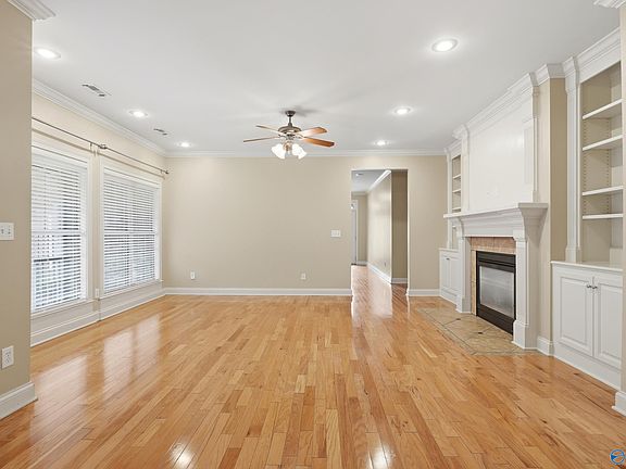 5th image of 102 Westin Pl