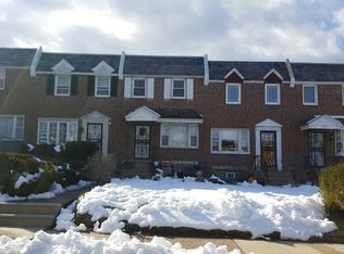 6644 N Lawrence St, Philadelphia, PA 19126