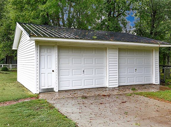 5th image of 200 Greer Dr