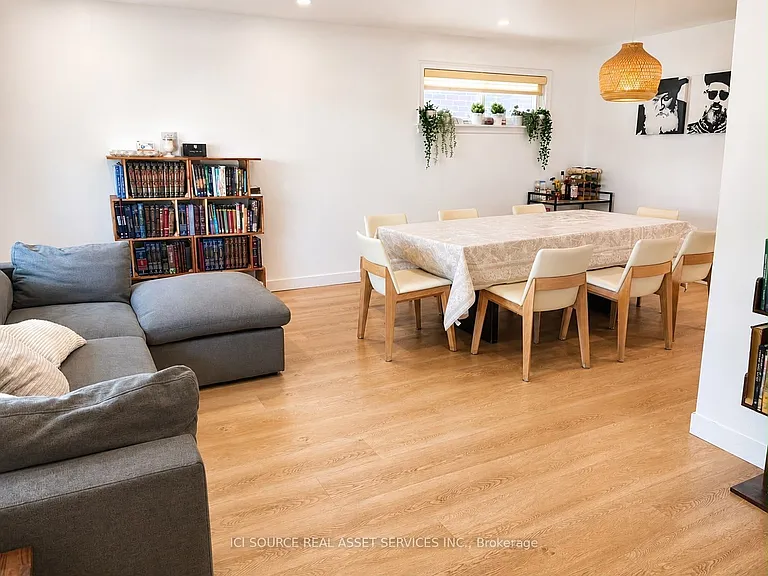 37 Bainbridge Ave — Photo 3