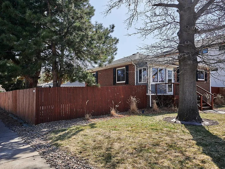 4990 Perry St — Photo 3
