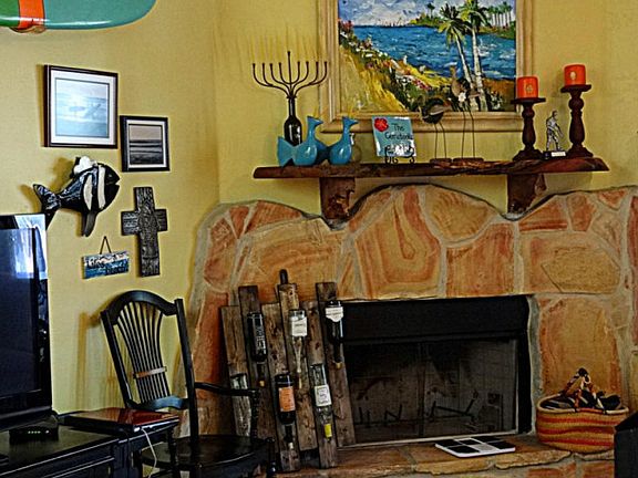 5th image of 304 Sandhill Cir