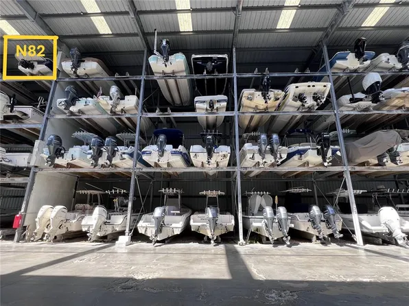 100 Circuit Rd #N-82, Nokomis, FL 34275