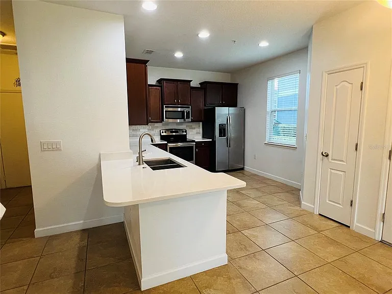 6546 S Goldenrod Rd #72B — Photo 9