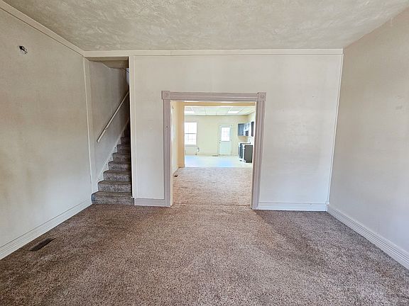 4th image of 302 E Court St #308