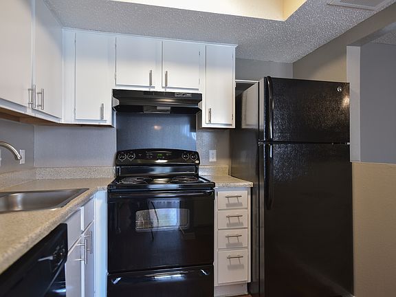5th image of 6011 Oakland Hills Dr #710