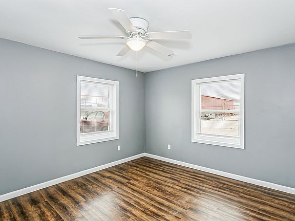 5th image of 1836 S Laura Ave
