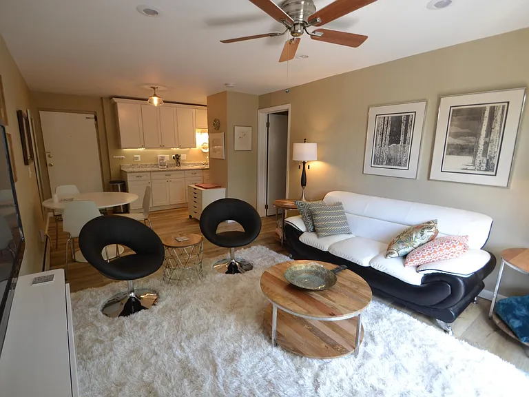 4815 Reading Rd #13 — Photo 2