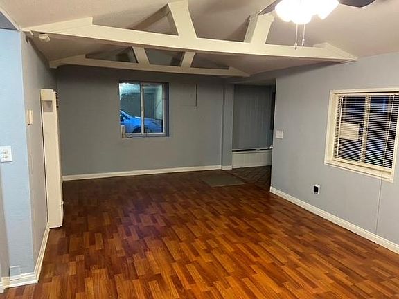 5th image of 3644 1/2 W 107th St