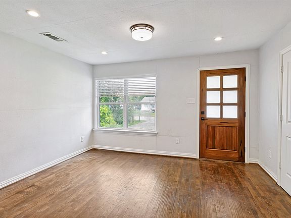 4th image of 1646 Briar Cliff Rd