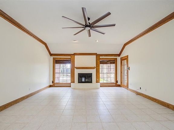 5th image of 4650 Sawmill Ln