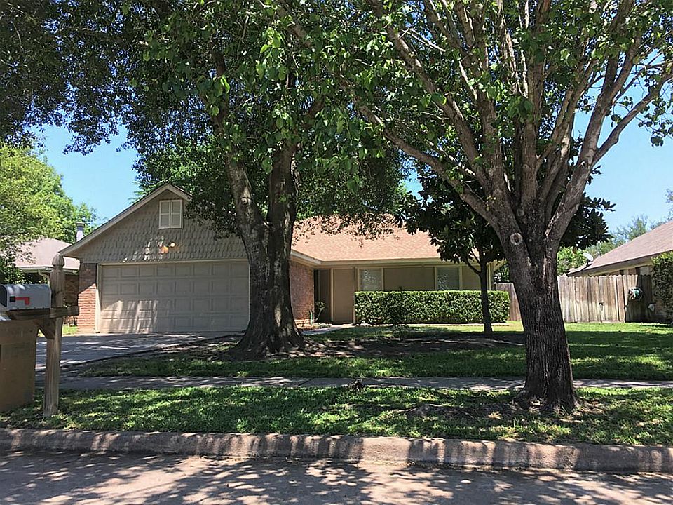1st image of 19514 Gladewater Dr