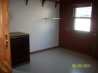 5th image of 28250 Kaufman St