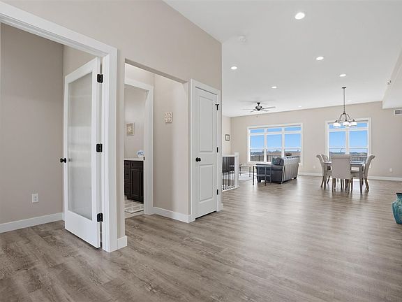 4th image of 505 Dogwood Ln