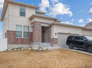 8417 S Otter Creek Dr, West Jordan, UT 84081