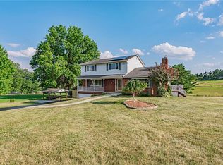 755 Greenhills Rd, Irwin, PA 15642