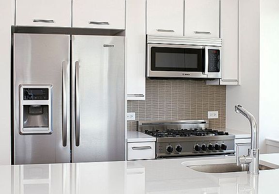 3rd image of 250 W 93rd St APT 15E