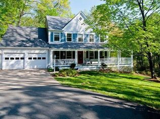 11602 Auburn Grove Ct, Reston, VA 20194