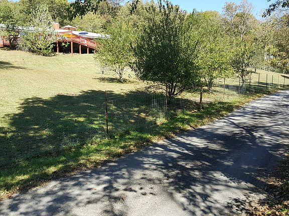 2nd image of 550 Carl Dixon Ln