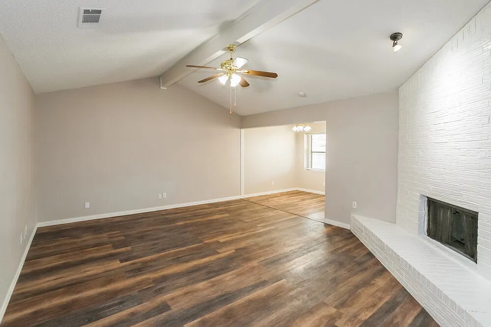 3 bed, 2.0 bath, 1509 sqft, $2,285 — Photo 4