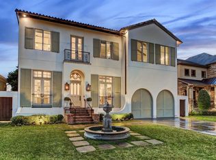 5203 Mimosa Dr, Bellaire, TX 77401
