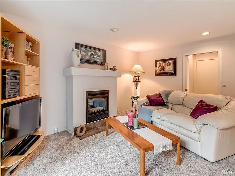 1405 Undine St — Photo 20