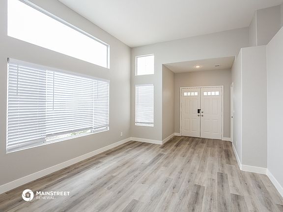 3rd image of 5854 Rose Sage St